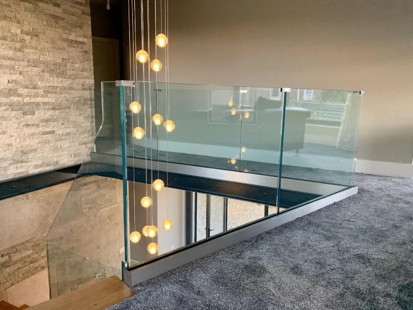 Kaca Tempered Keselamatan Dilaminasi Ditekuk Datar 3mm 12mm untuk Bangunan Anti Peluru Berinsulasi Surya untuk Harga Mesin Kamar Mandi Pintu Jendela Furnitur 4