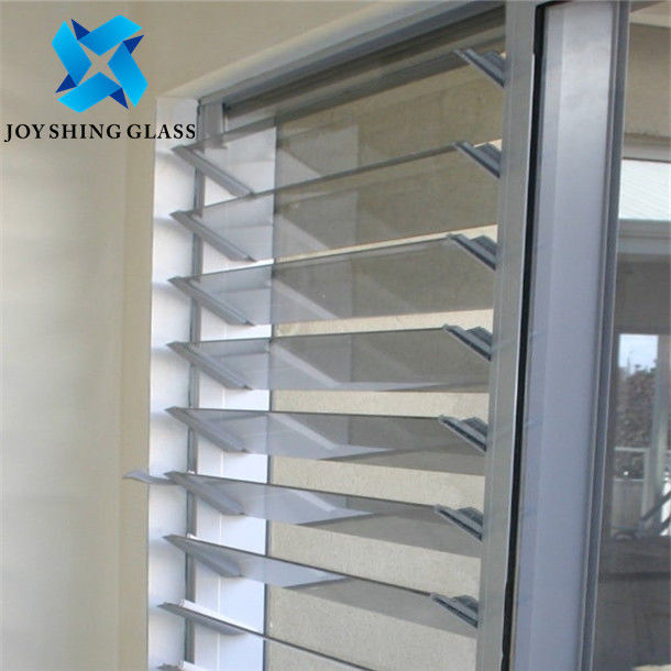 Louver Laminated Glass Sheet Ketebalan Kustom Ukuran Warna Bentuk