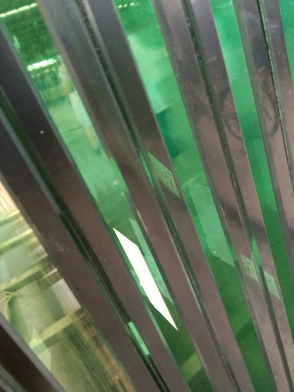 8 10 12 mm Kaca Keamanan Laminasi yang Terberat untuk Jendela Pintu Pergelangan Tangga