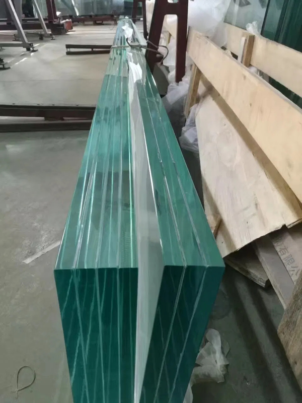 8 10 12 mm Kaca Keamanan Laminasi yang Terberat untuk Jendela Pintu Pergelangan Tangga