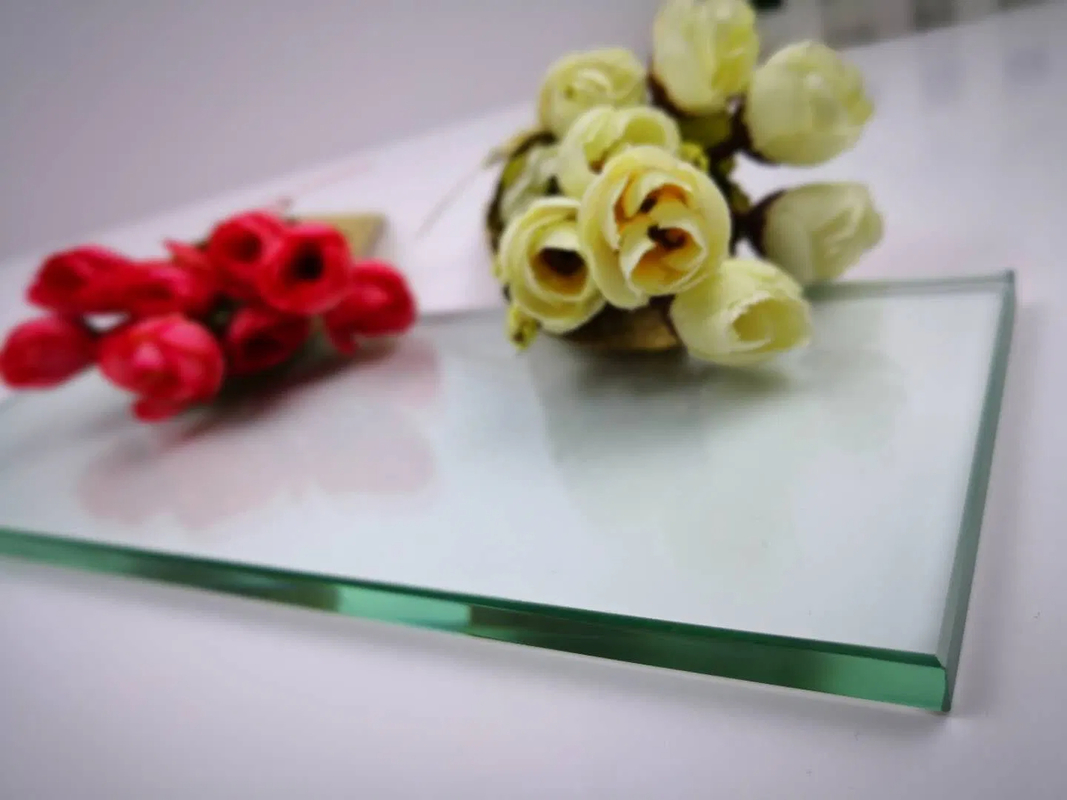 6mm, 8mm, 10mm Tempered Safety Glass dengan Sertifikasi Ce Penggunaan untuk dapur dan kamar mandi