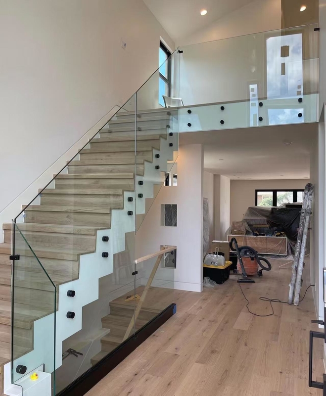 Kaca Pagar Kolam Renang Pintu Shower Balustrade Partisi Melengkung Sgp Laminasi Anti Peluru Berwarna Enamel Kaca Bermotif